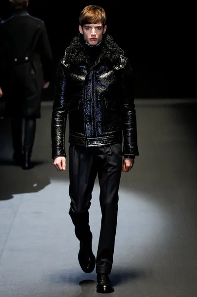 Look 24